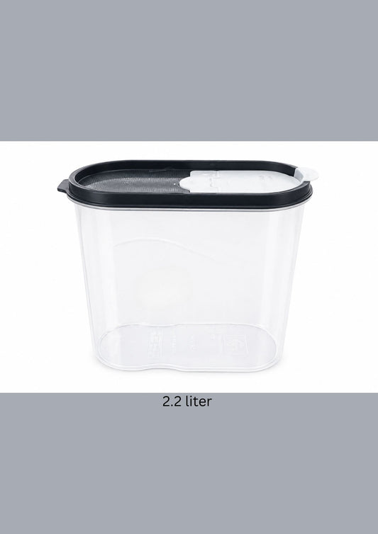 Plastic Pantry Container with Sealing Lid 2.2 liter